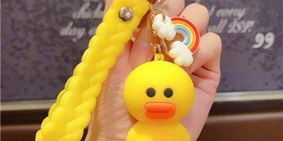 Fashion 3d wristlet anime sublimation rubber keychains (2)